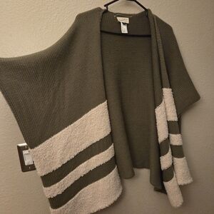 Universal Thread Olive and Cream Striped Poncho